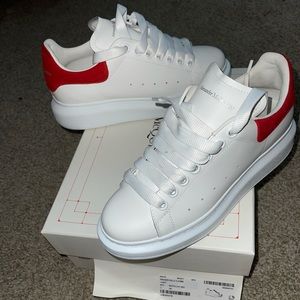 Alexander McQueen Oversized Sneaker